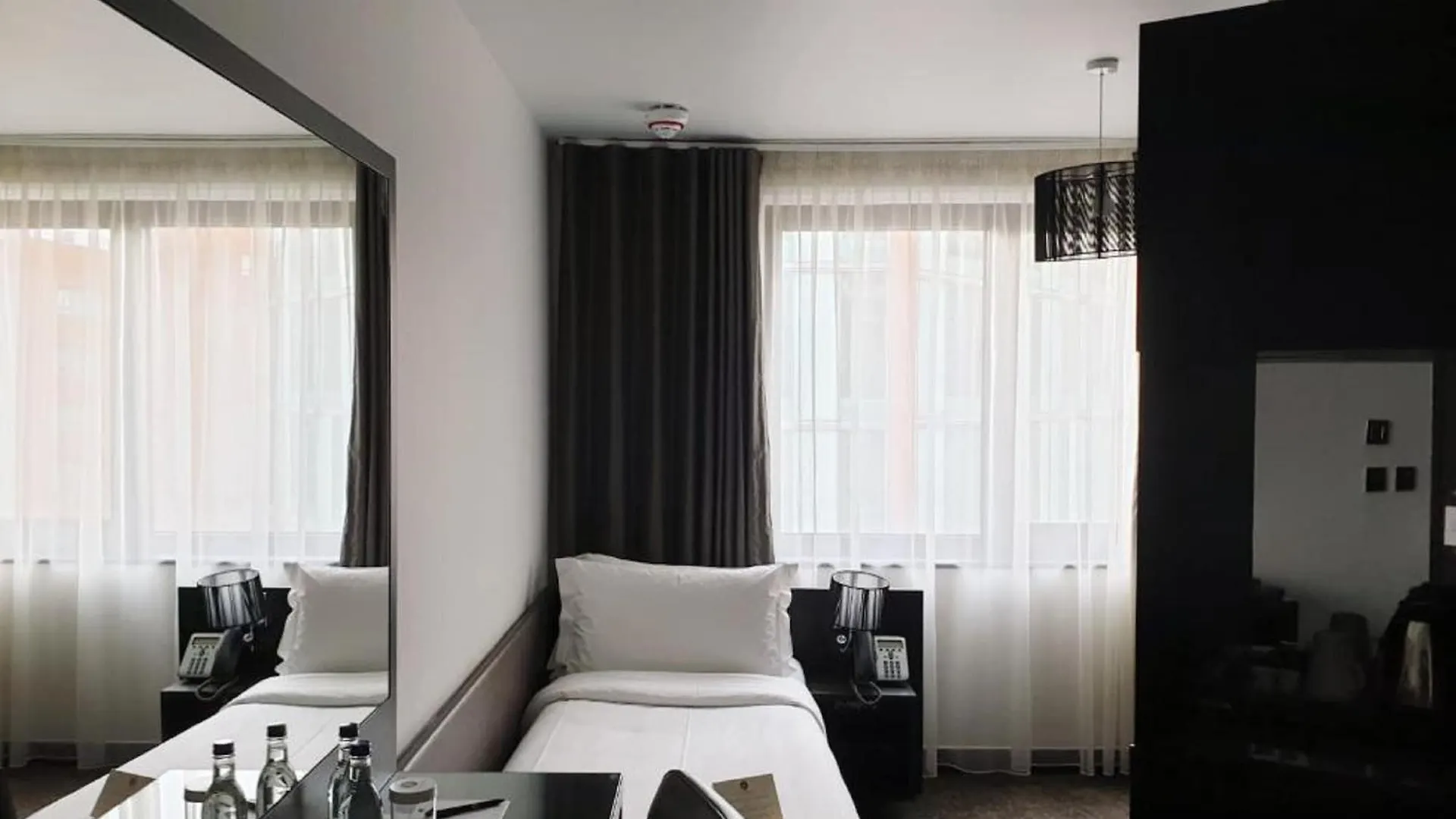 The Westbridge Hotel Stratford Londres