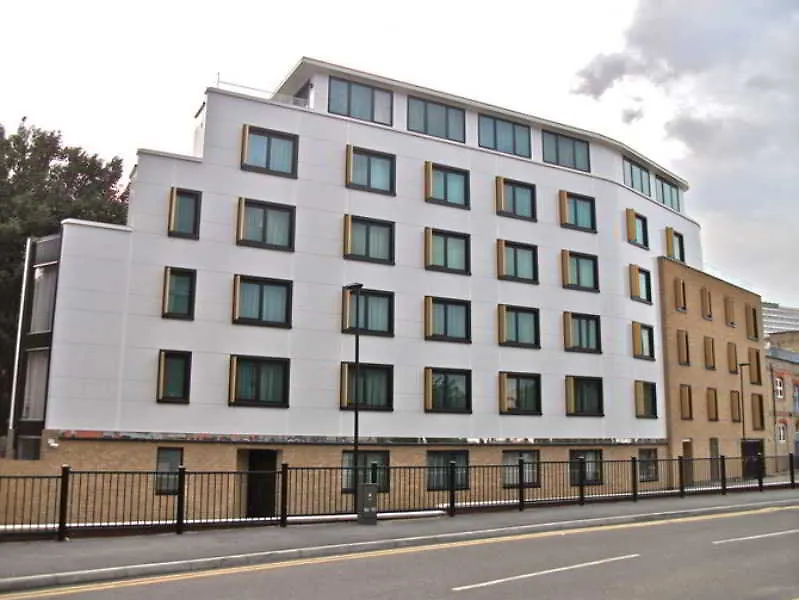 The Westbridge Hotel Stratford Londres
