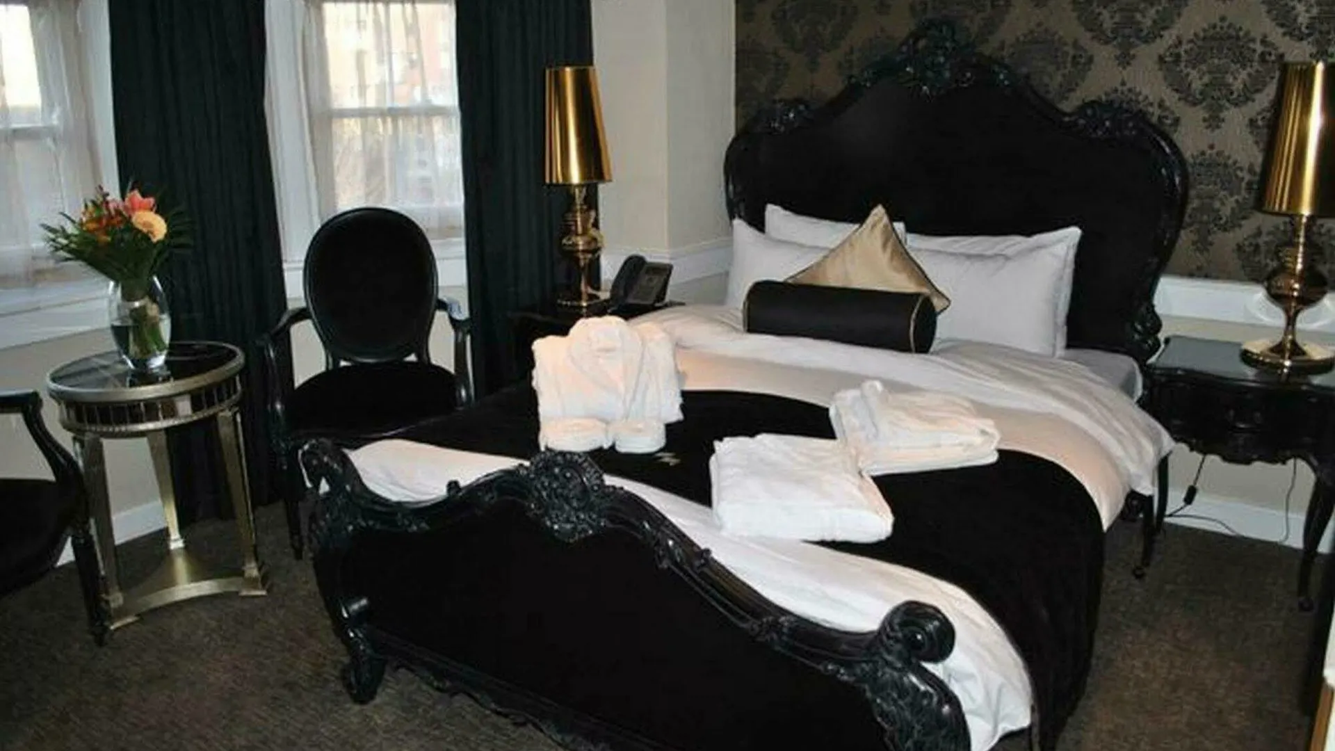 The Westbridge Hotel Stratford London